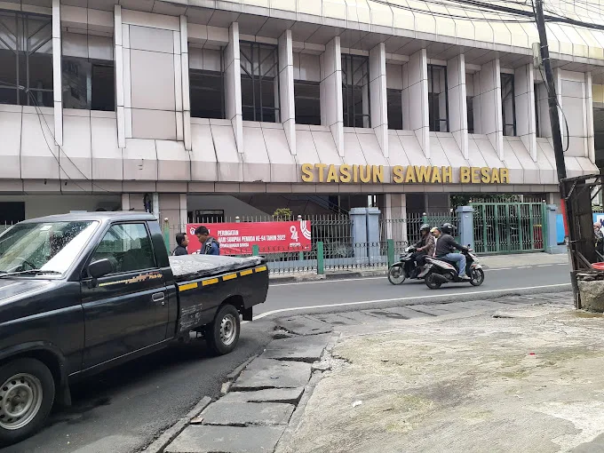 Stasiun KRL Sawah Besar Jakarta Pusat